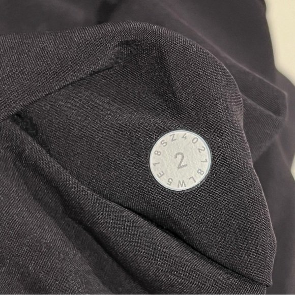 Lululemon Noir wide leg pants, black, size 2 - Picture 5 of 17